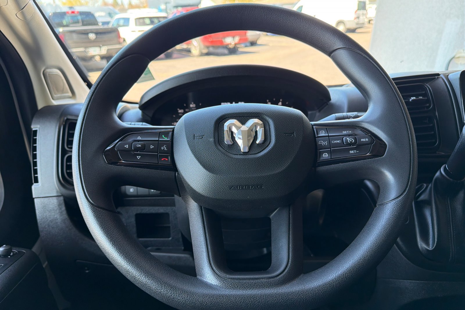 Used 2025 RAM ProMaster 2500 w/ Convenience Group FWD image 22