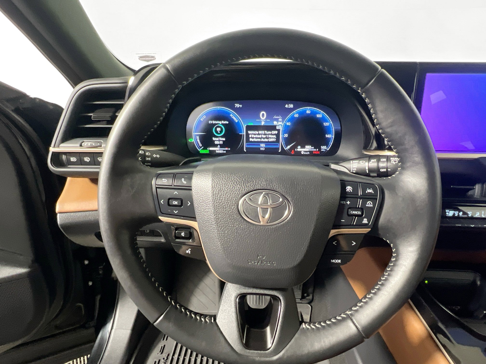 Used 2025 Toyota Crown Signia AWD/4WD image 17