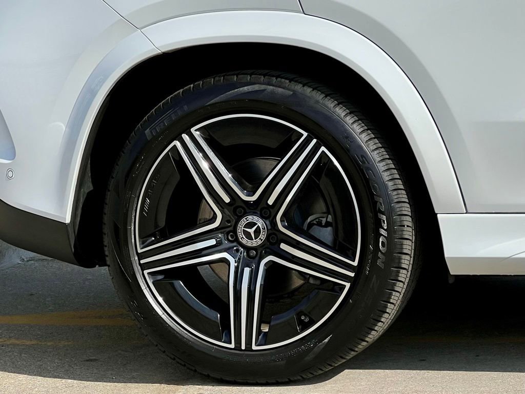 Certified 2025 Mercedes-Benz GLE 450 4MATIC image 15