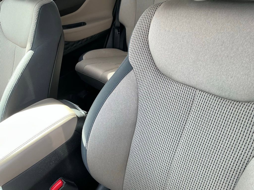 Used 2020 Hyundai Santa Fe SEL image 5