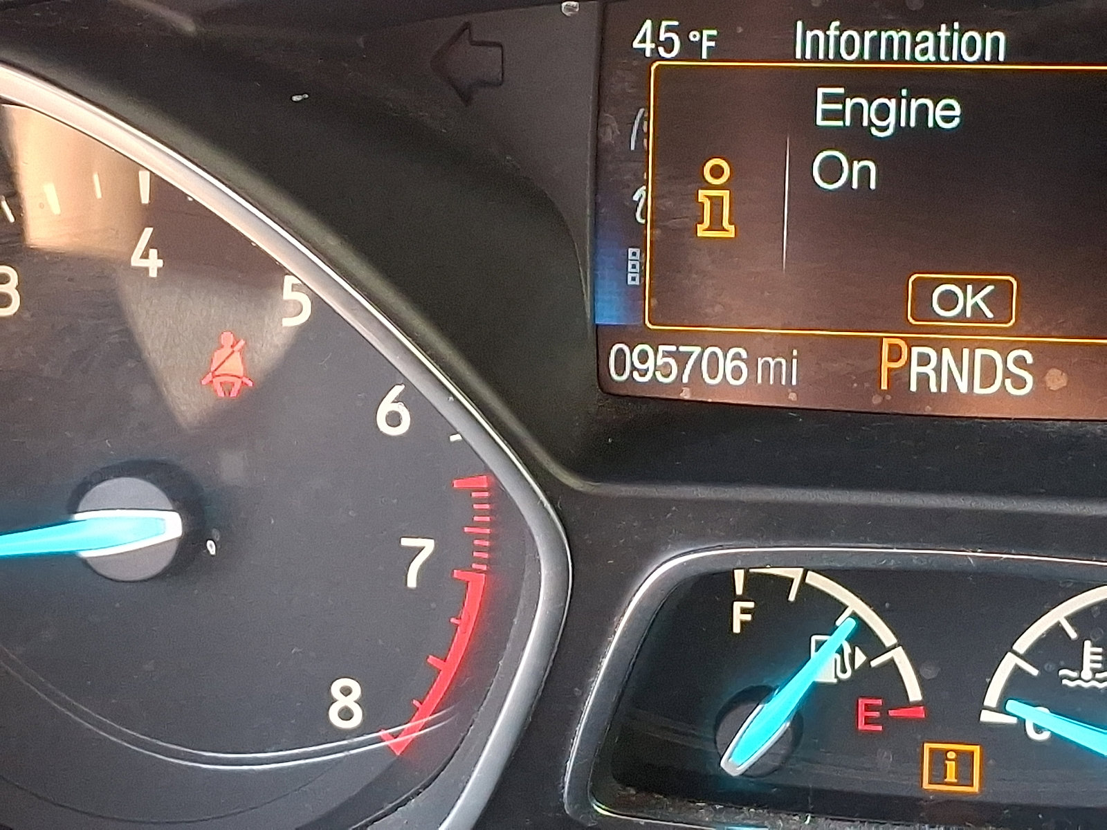 Certified 2017 Ford Escape SE w/ SE Cold Weather Package AWD/4WD image 21