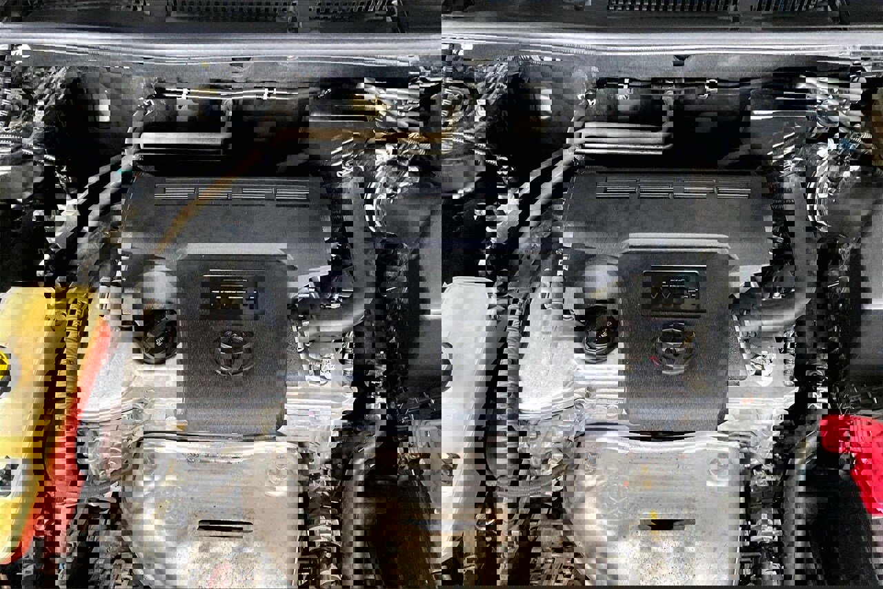 Used 2016 Toyota RAV4 XLE image 32