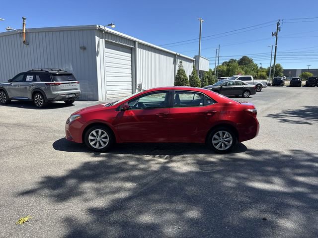 Used 2015 Toyota Corolla LE FWD image 8