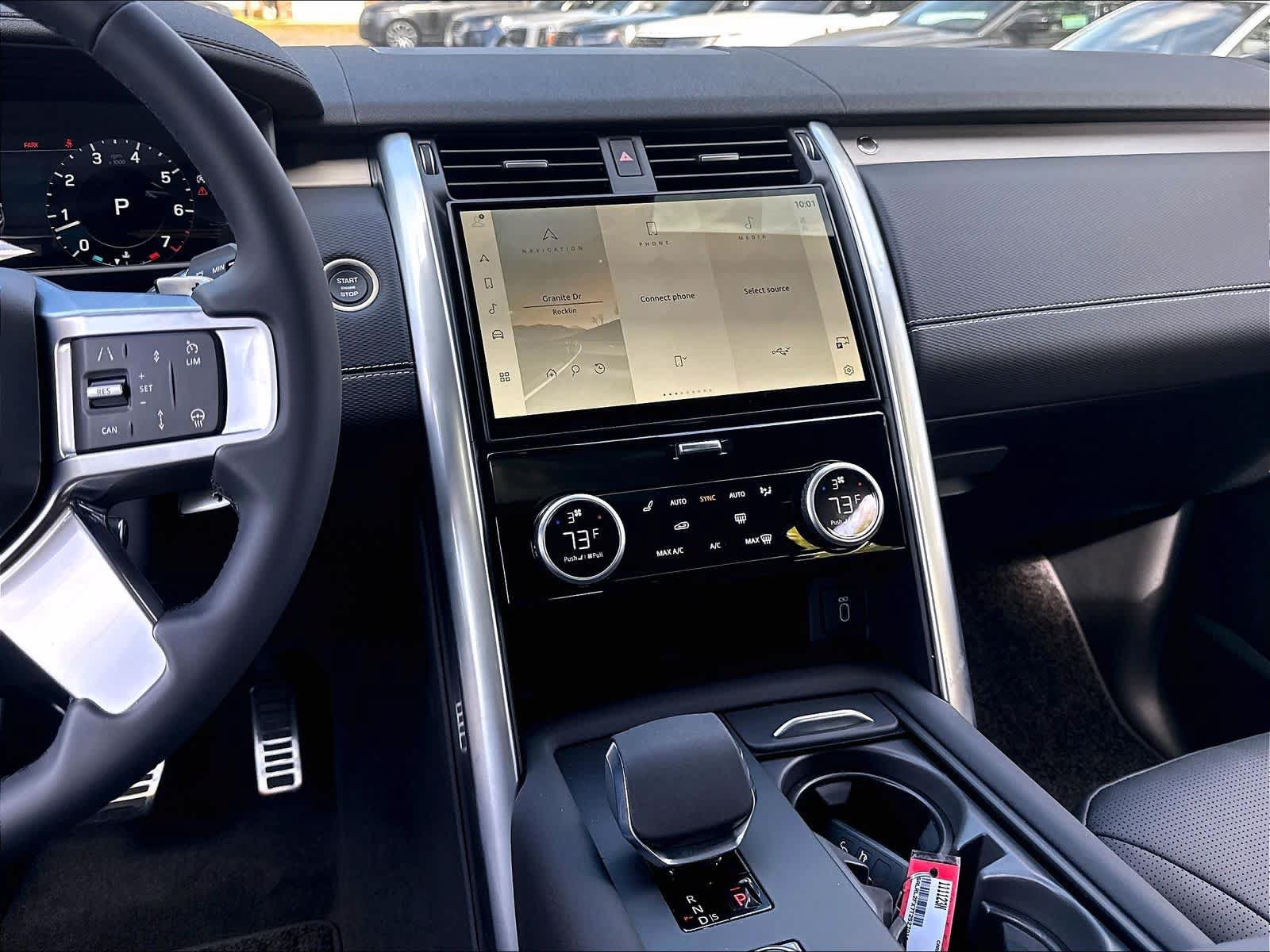 New 2026 Land Rover Discovery Dynamic SE AWD/4WD image 9