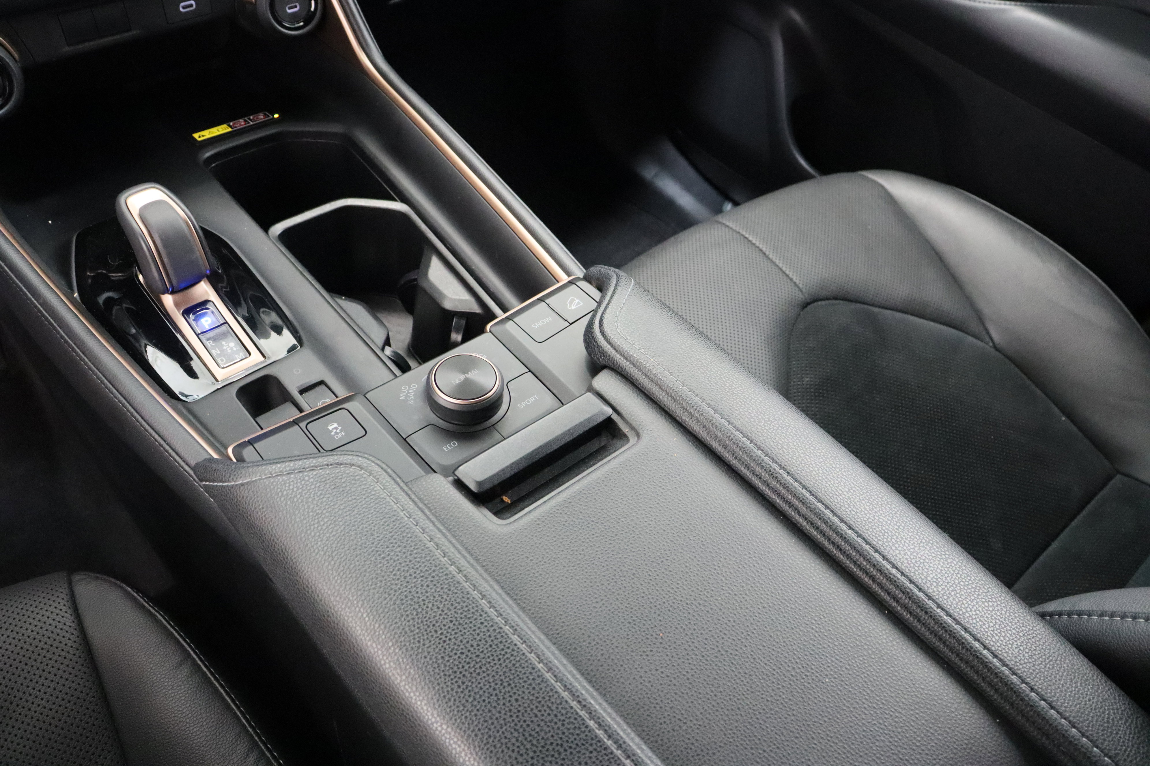 Used 2024 Toyota Grand Highlander AWD Hybrid image 17