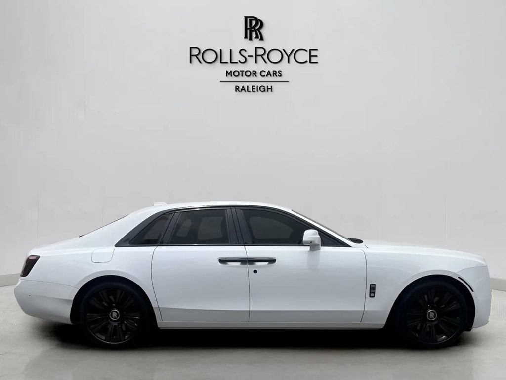 Used 2023 Rolls-Royce Ghost AWD/4WD image 3