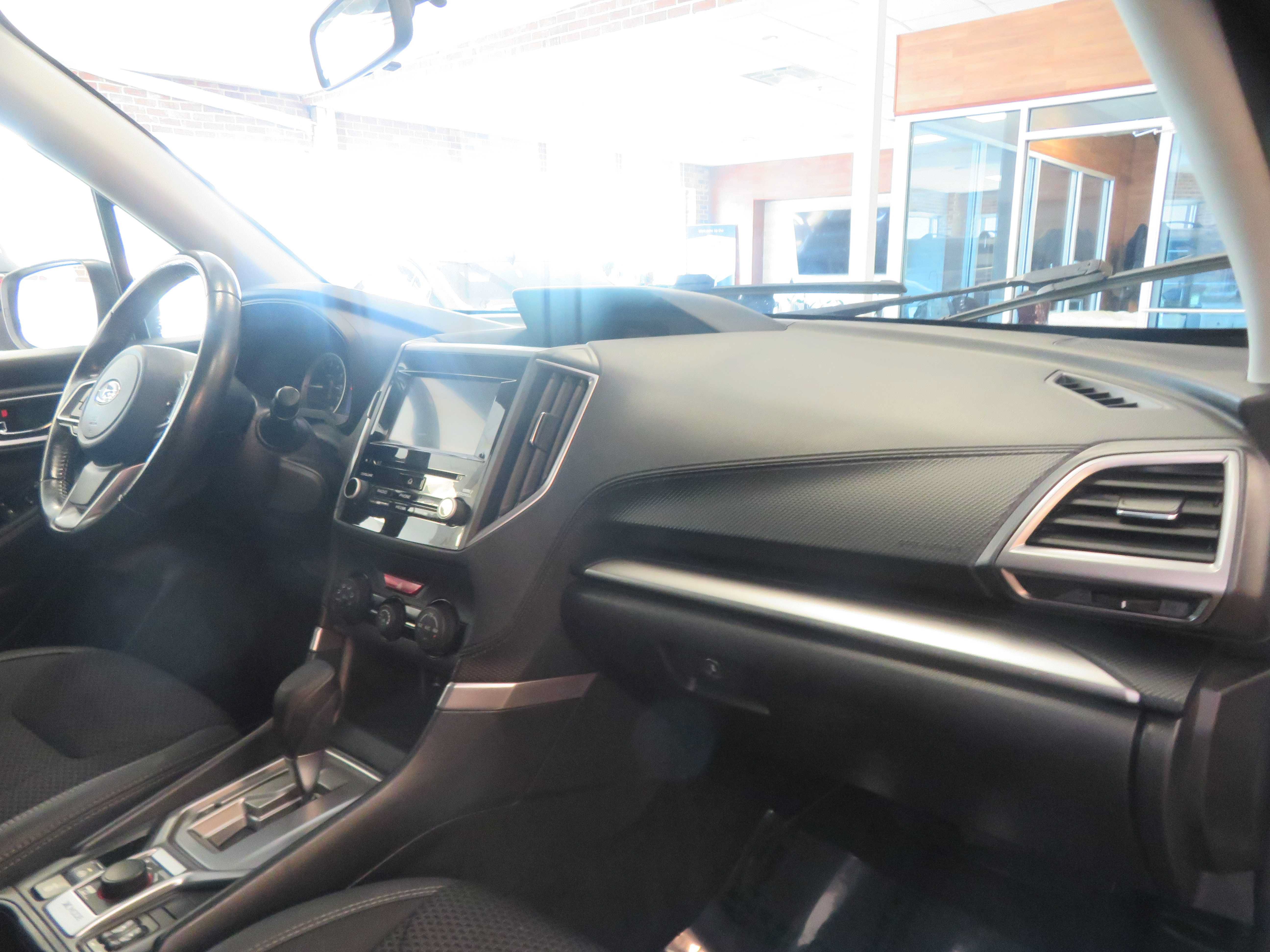 Used 2023 Subaru Forester Premium AWD/4WD image 28