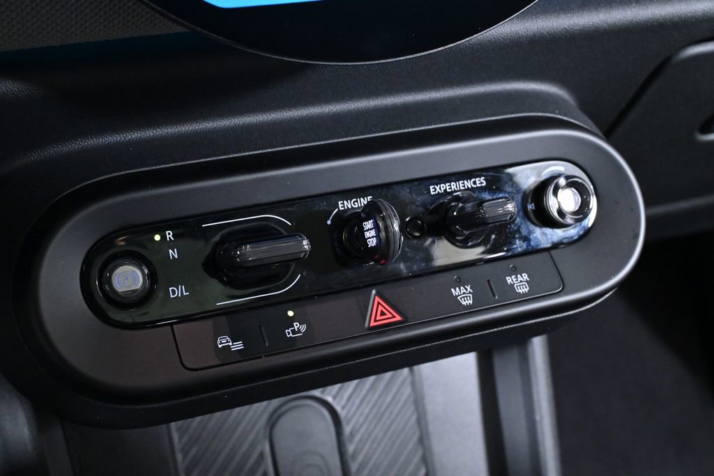 Certified 2025 MINI Cooper S image 18