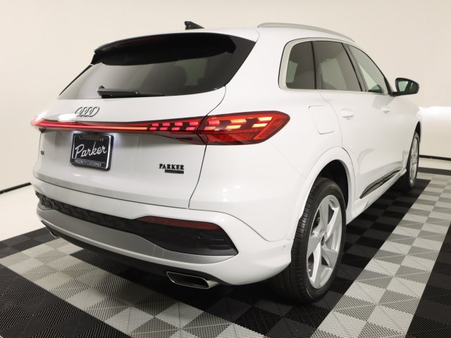 New 2026 Audi Q5 Premium Plus AWD/4WD image 5