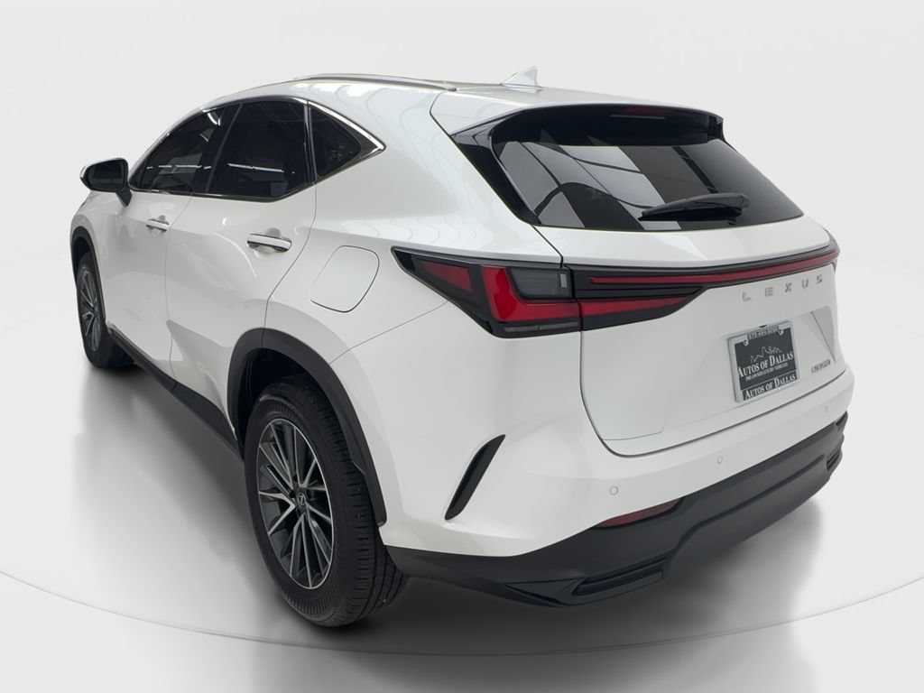 Used 2025 Lexus NX 250 FWD w/ Towing Package (2000 Lbs) image 10