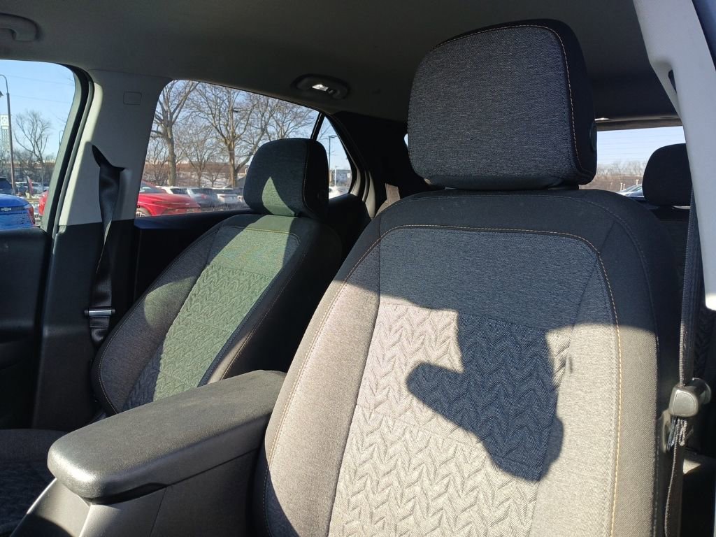 Used 2023 Chevrolet Equinox LT image 12