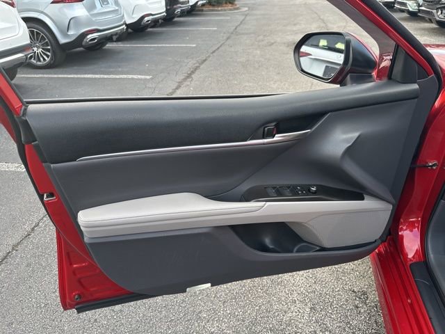 Used 2021 Toyota Camry XSE image 19