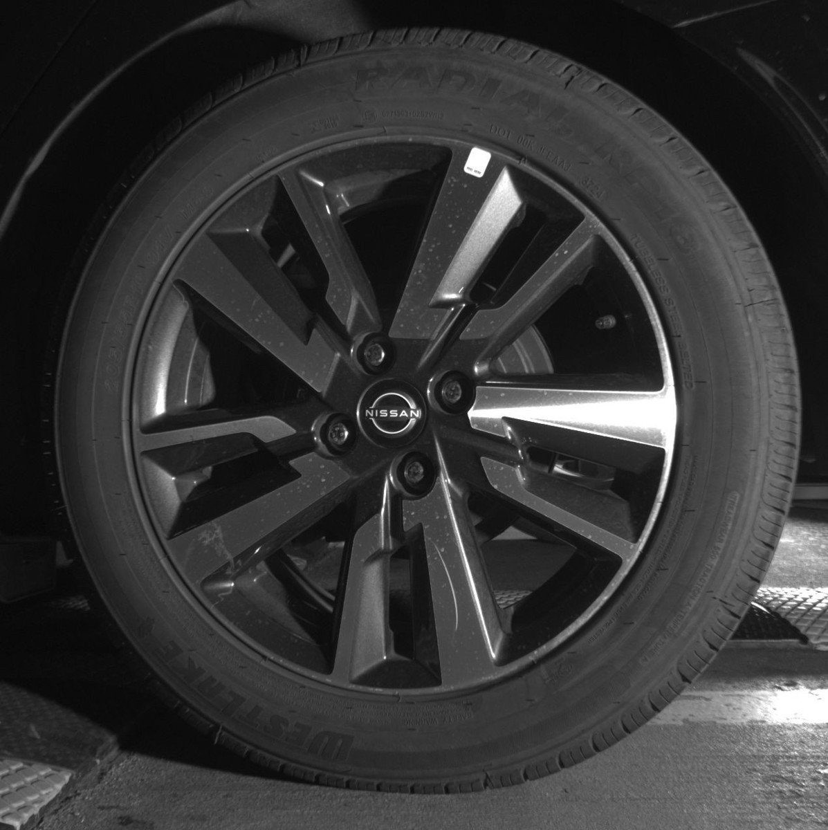 Used 2025 Nissan Versa SV image 14