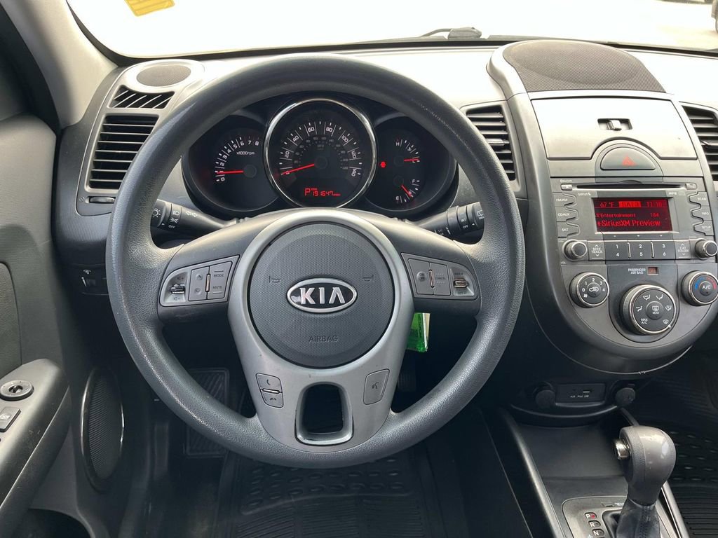 Used 2011 Kia Soul + w/ Audio Pkg image 12