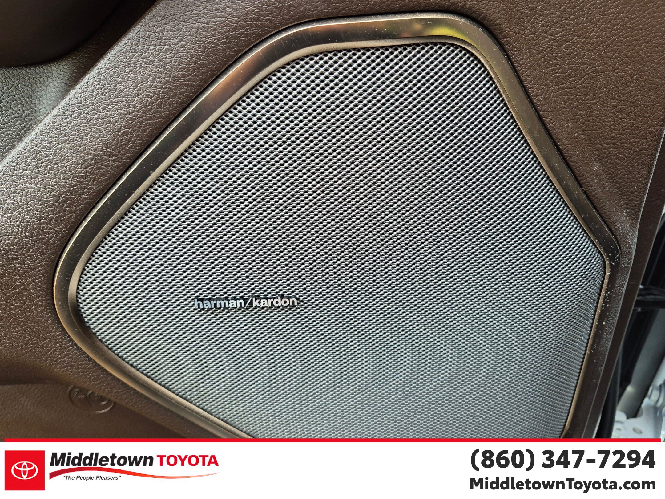 Used 2025 RAM 1500 Limited w/ Off Road Group AWD/4WD image 13