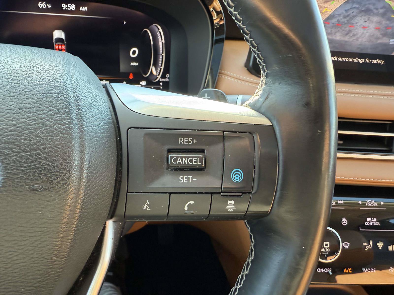 Used 2022 INFINITI QX60 Sensory w/ Vision Package AWD/4WD image 25