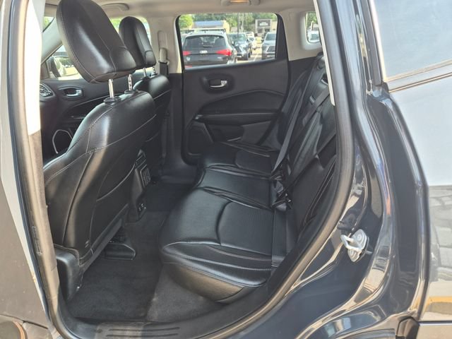 Used 2018 Jeep Compass Limited AWD/4WD image 14