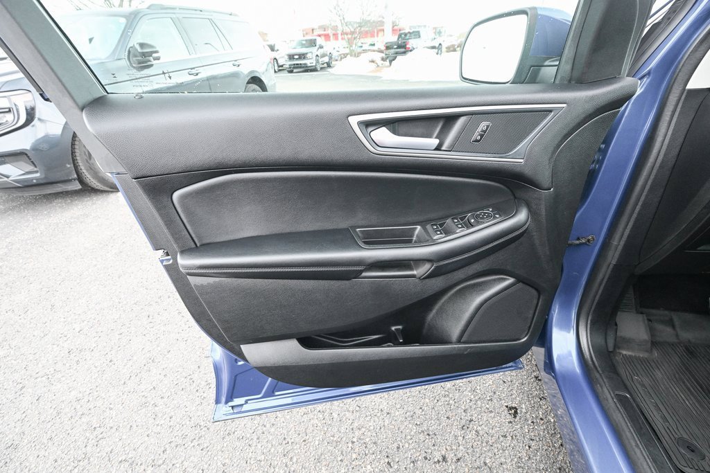 Used 2024 Ford Edge SEL w/ Convenience Package image 21