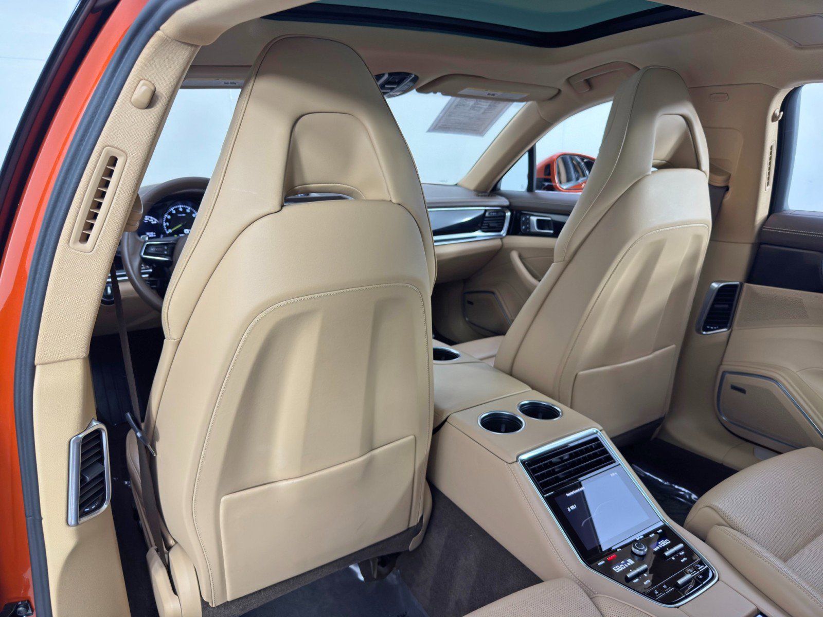 Used 2022 Porsche Panamera 4S Executive image 39