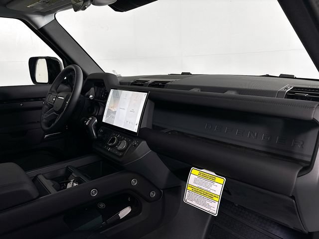Used 2026 Land Rover Defender 110 S AWD/4WD image 27