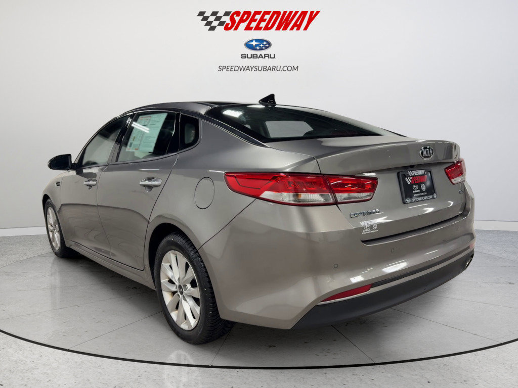 Used 2018 Kia Optima EX w/ Premium Package image 7