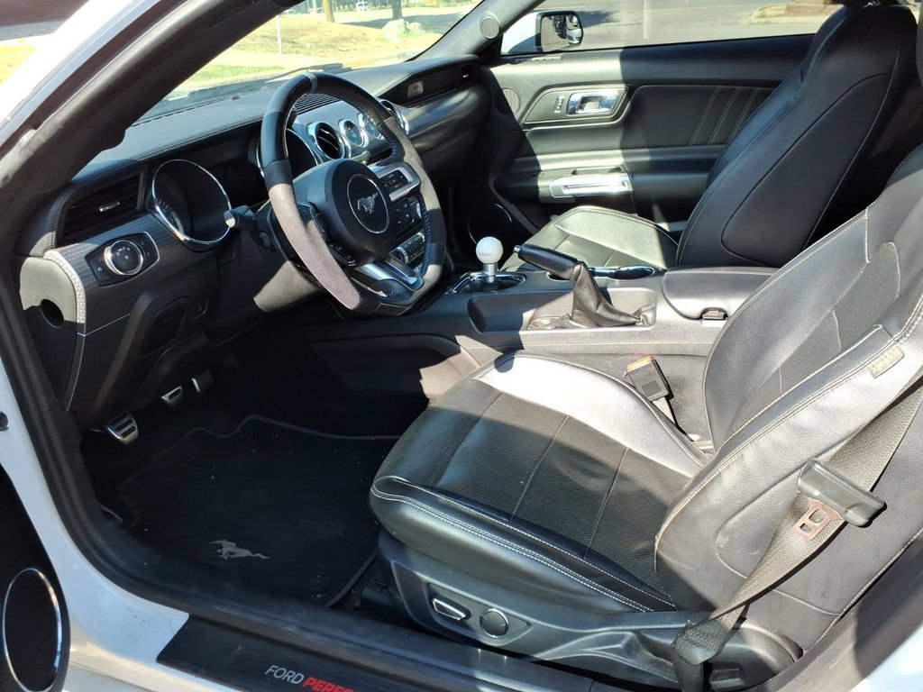 Used 2016 Ford Mustang GT Premium w/ GT Performance Package RWD image 10