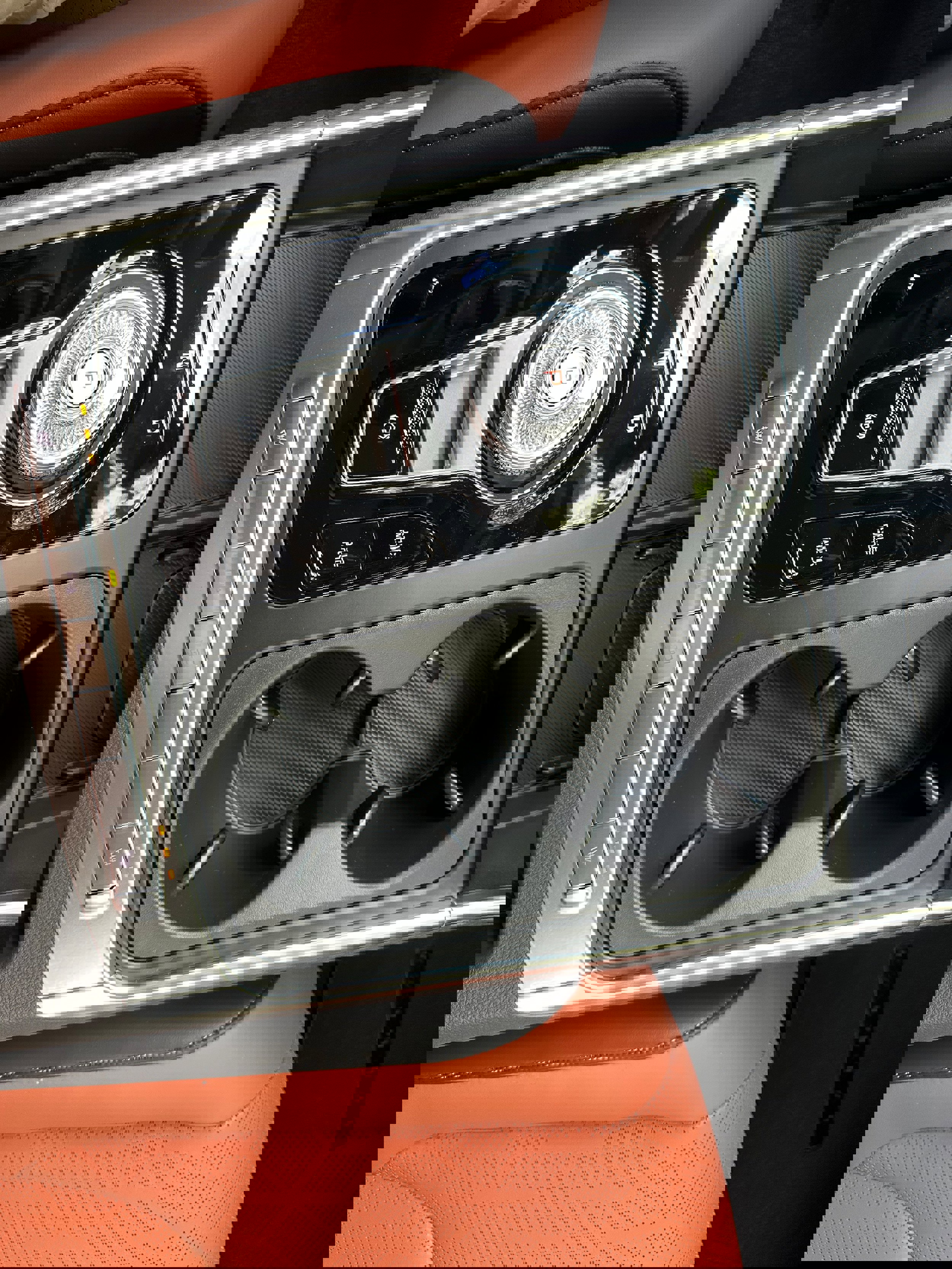 New 2026 Kia Carnival EX image 41