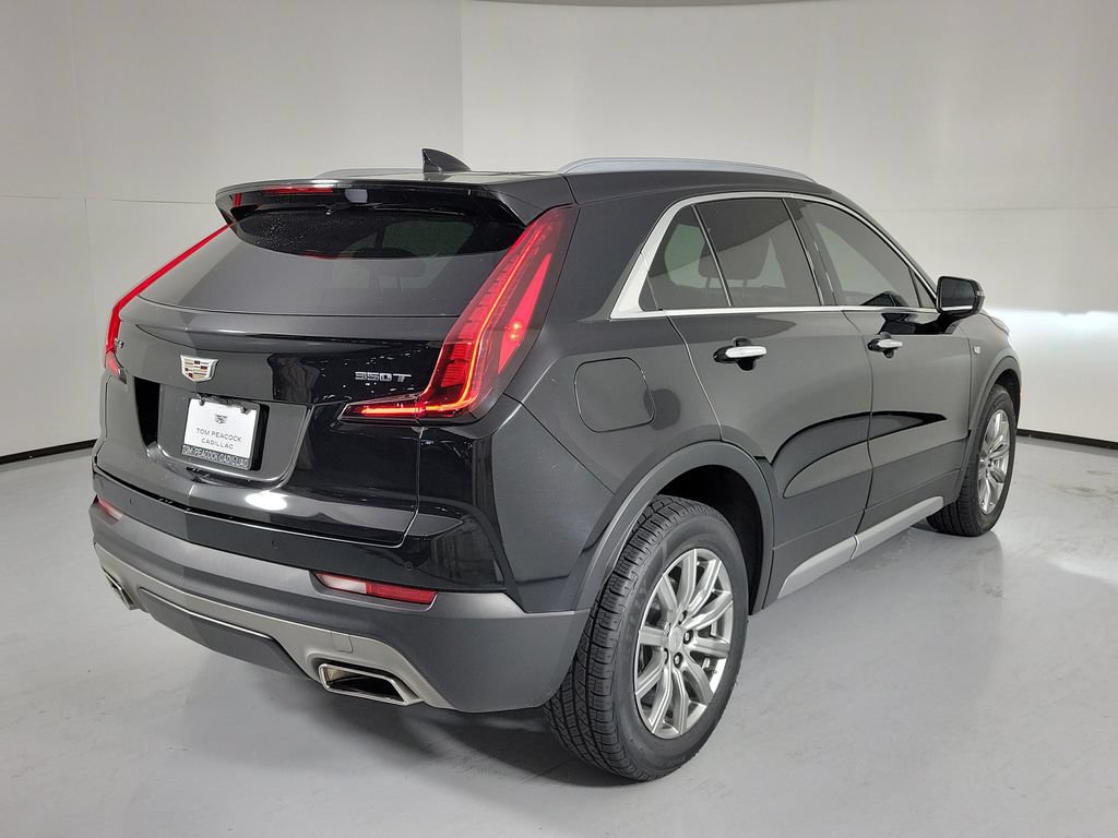 Used 2021 Cadillac XT4 Premium Luxury w/ Driver Awareness Package FWD image 3