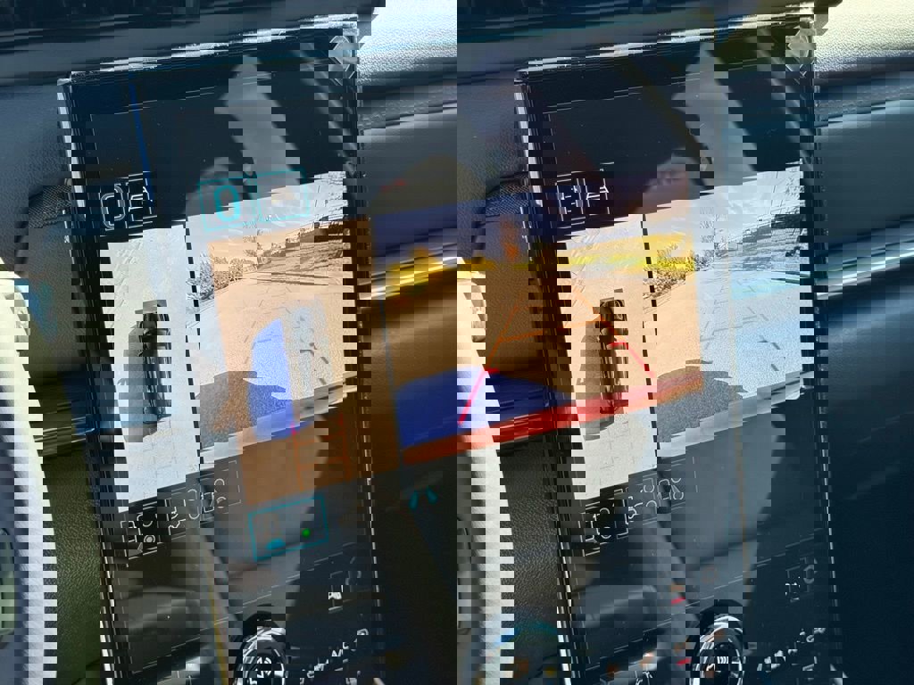 New 2026 GMC Terrain AT4 w/ Convenience Package III image 33