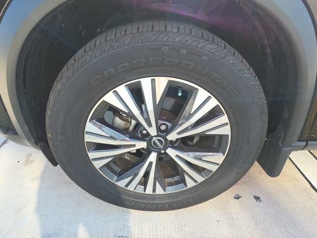 Used 2022 Nissan Rogue SV image 10