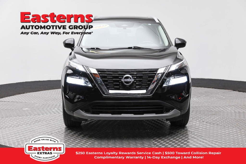 Used 2023 Nissan Rogue SV w/ SV Premium B Package AWD/4WD image 3