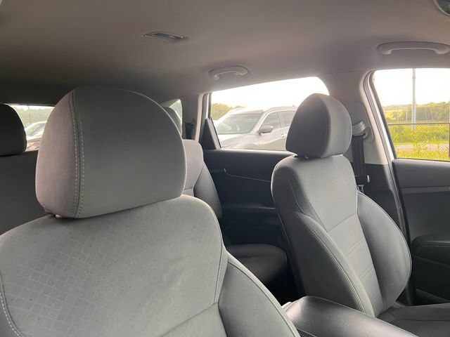 Used 2019 Kia Sorento FWD image 28