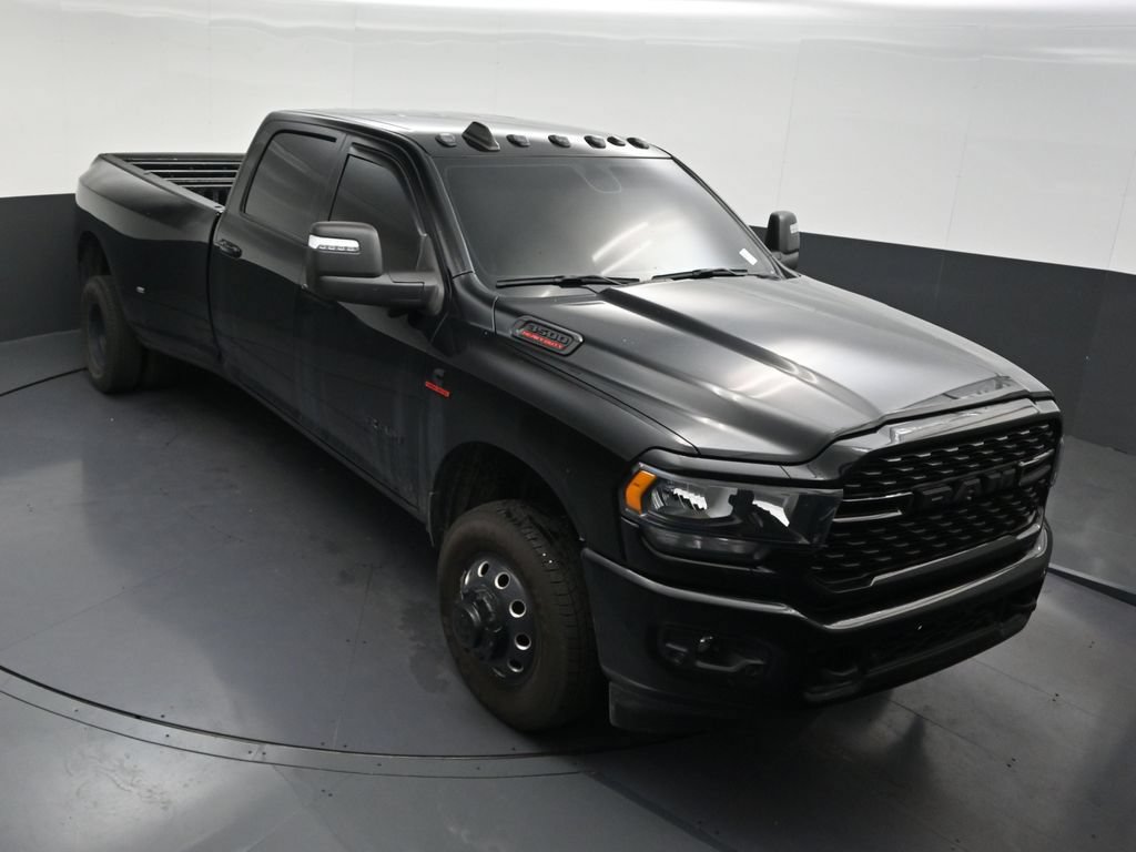 Used 2024 RAM 3500 Big Horn w/ Night Edition AWD/4WD image 21