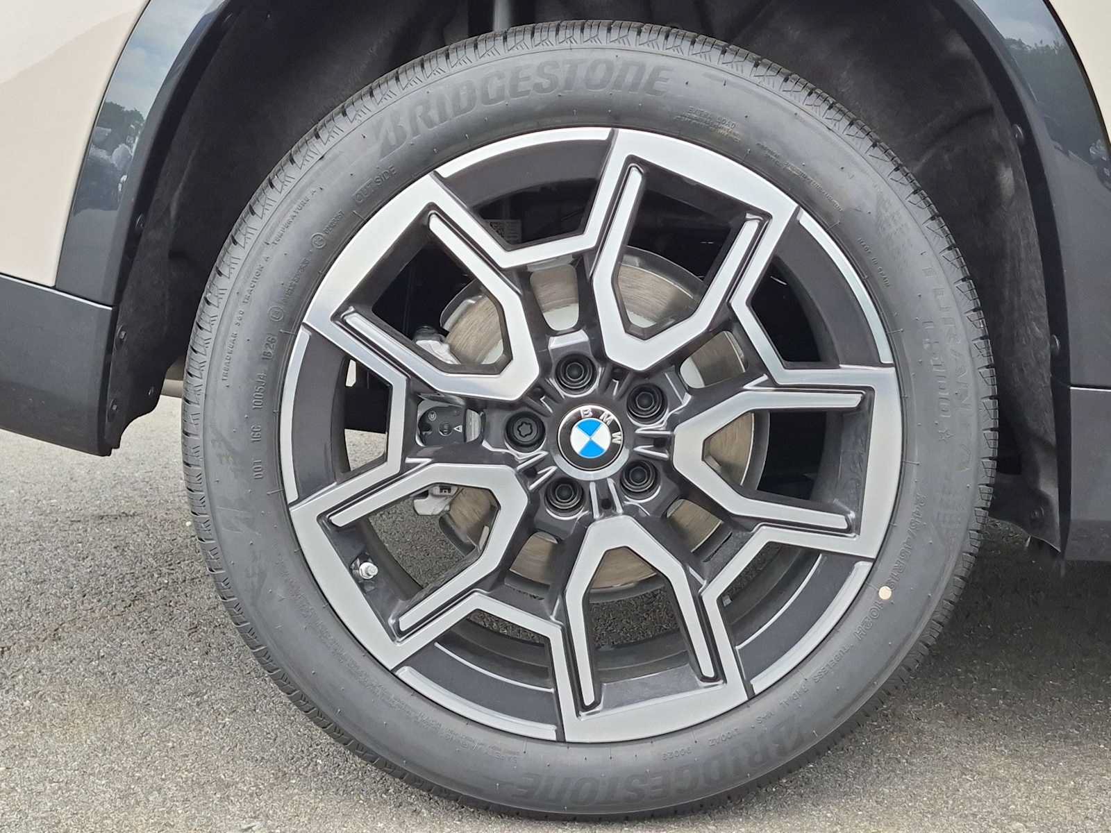 New 2026 BMW X1 xDrive28i w/ Technology Package AWD/4WD image 14