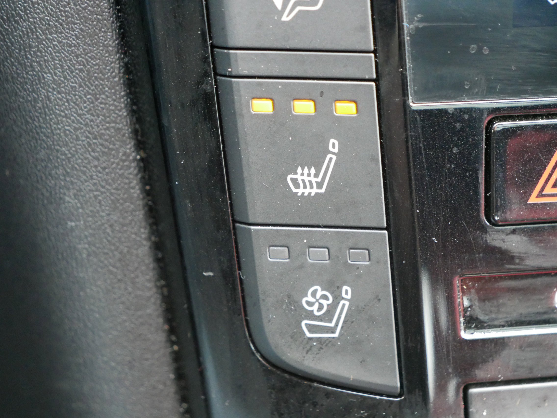 Certified 2025 INFINITI QX50 Sport image 28