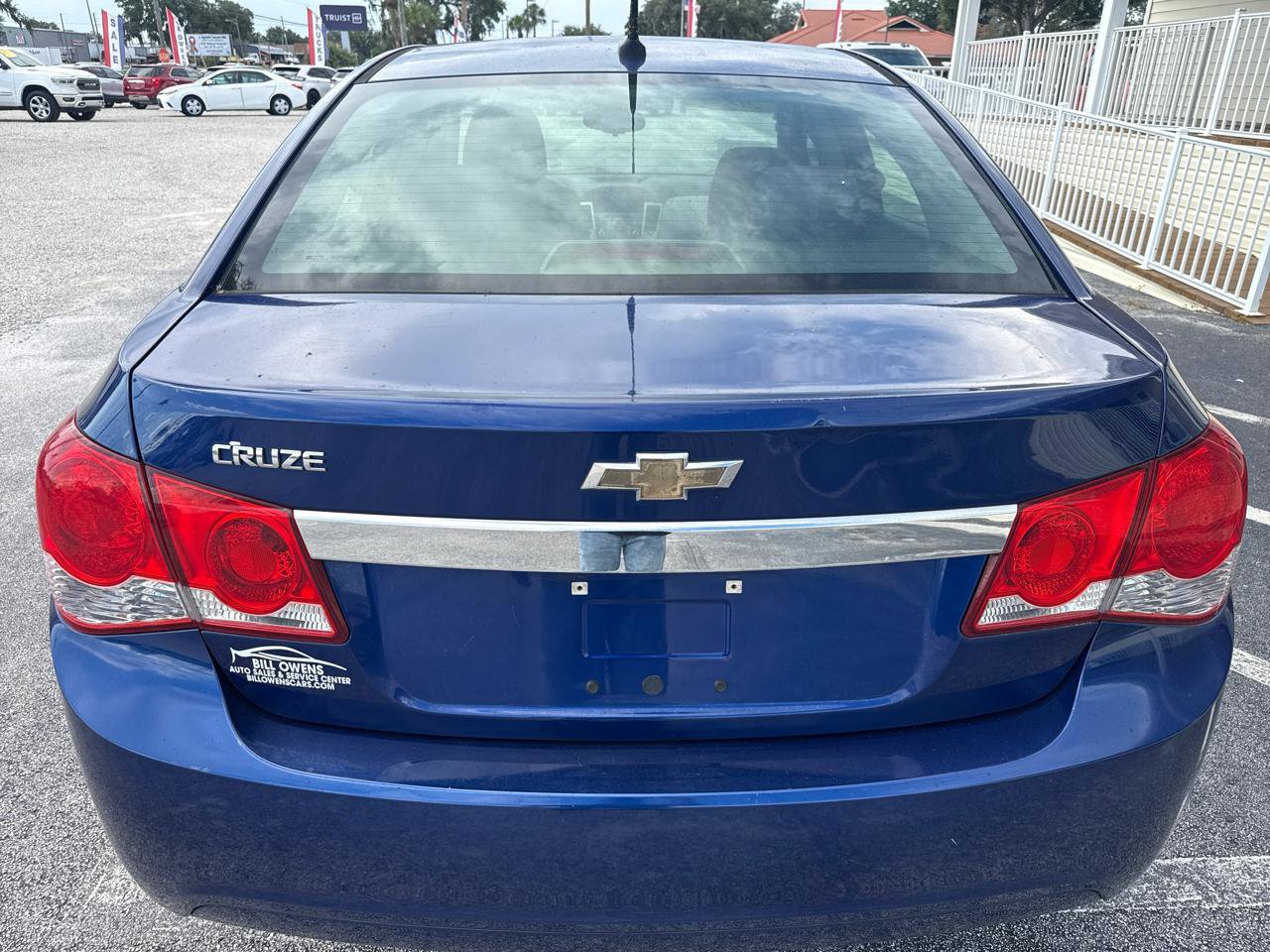 Used 2013 Chevrolet Cruze LS FWD image 4