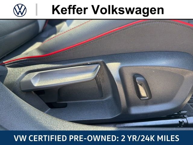 Used 2024 Volkswagen GTI SE FWD image 34