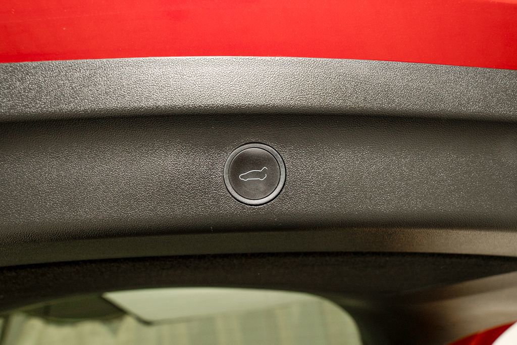 Used 2023 Tesla Model Y Long Range AWD/4WD image 6