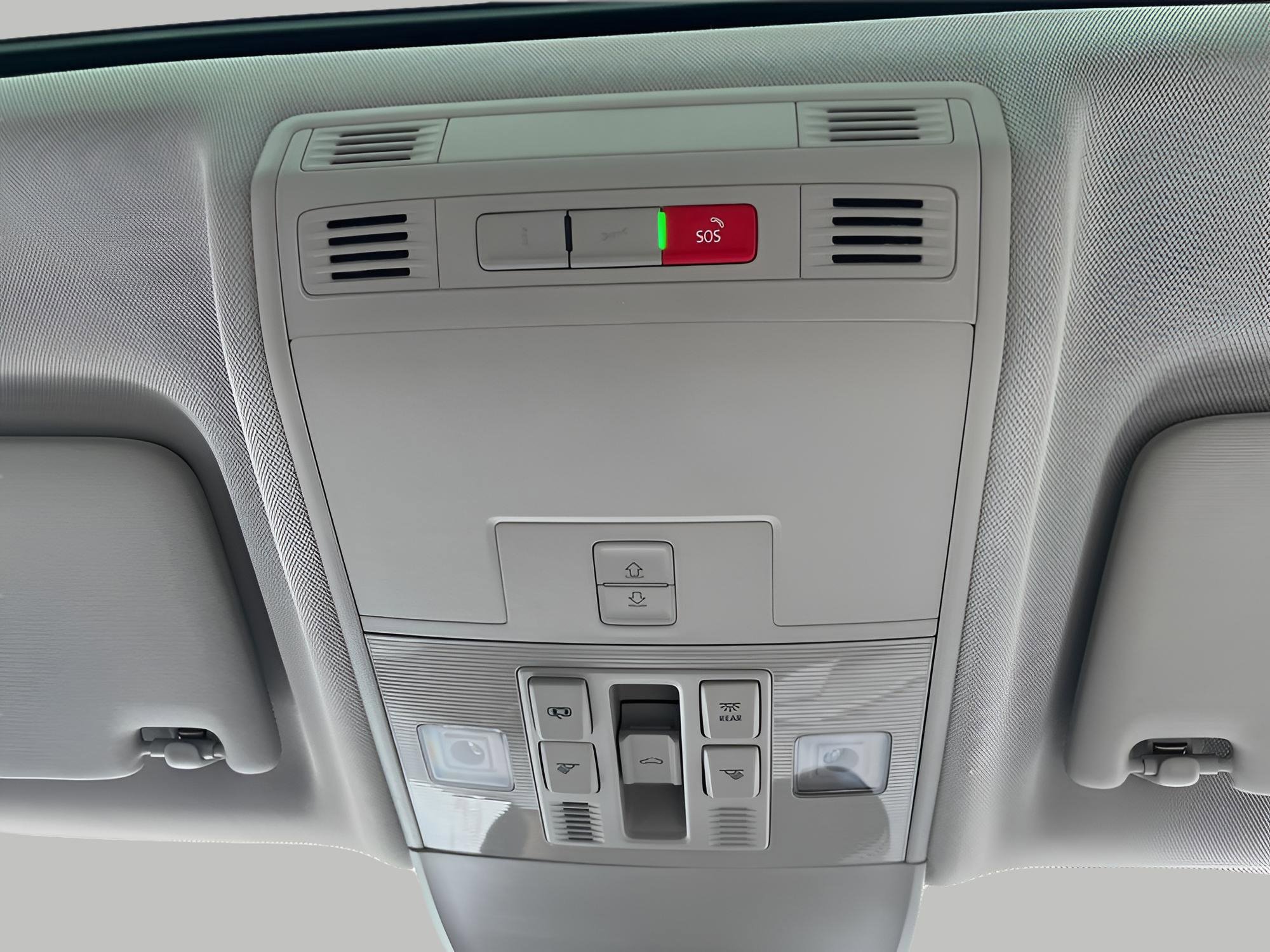 New 2025 Volkswagen Taos SE image 22