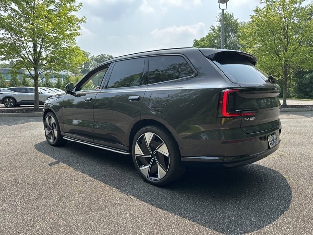 New 2025 Volvo EX90 Ultra image 5