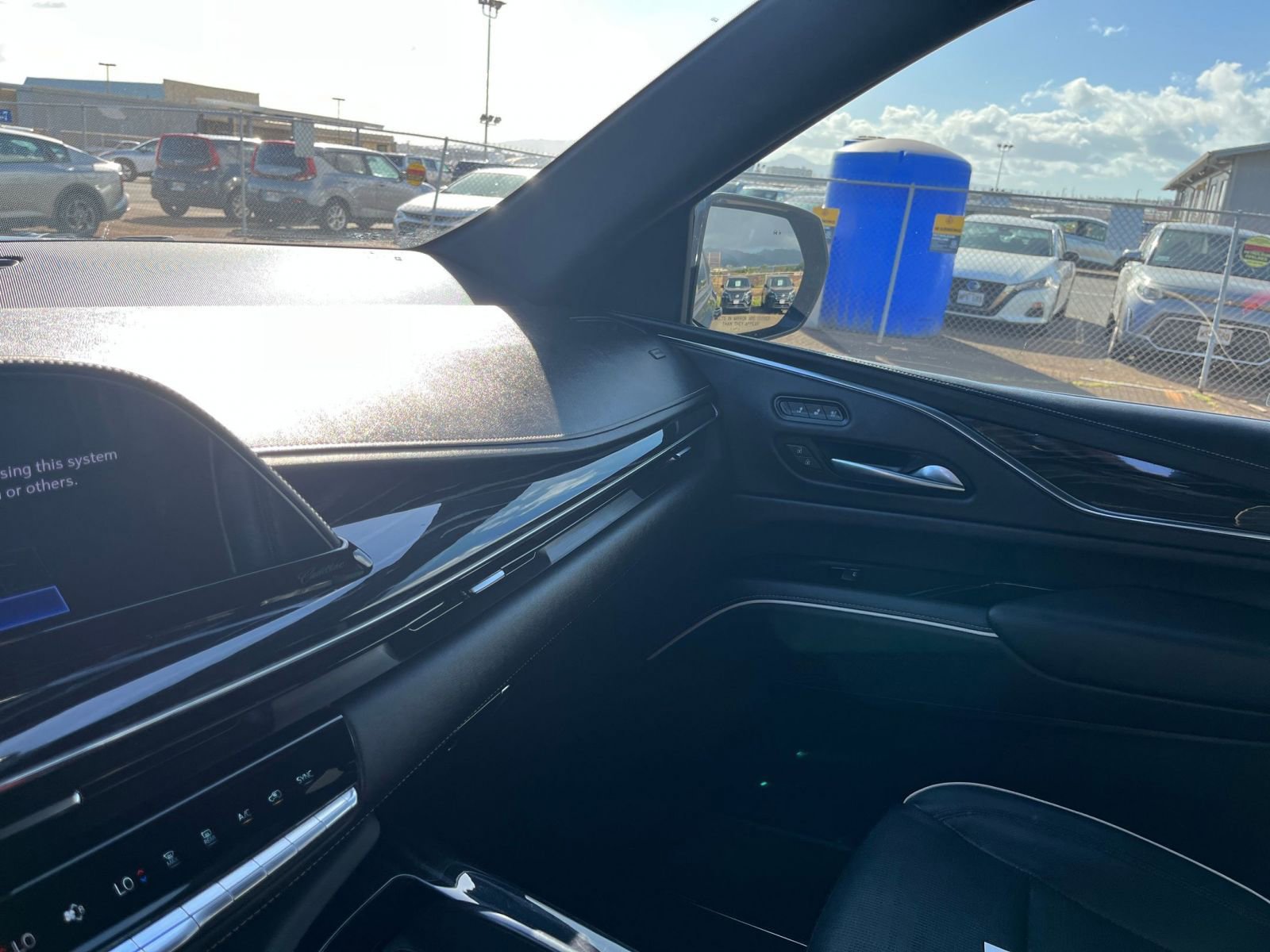 Used 2023 Cadillac Escalade Sport AWD/4WD image 30