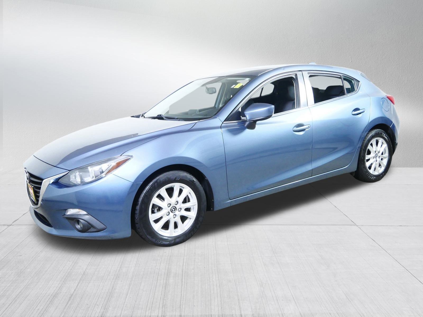 Used 2015 MAZDA MAZDA3 i Touring w/ Technology Package image 3