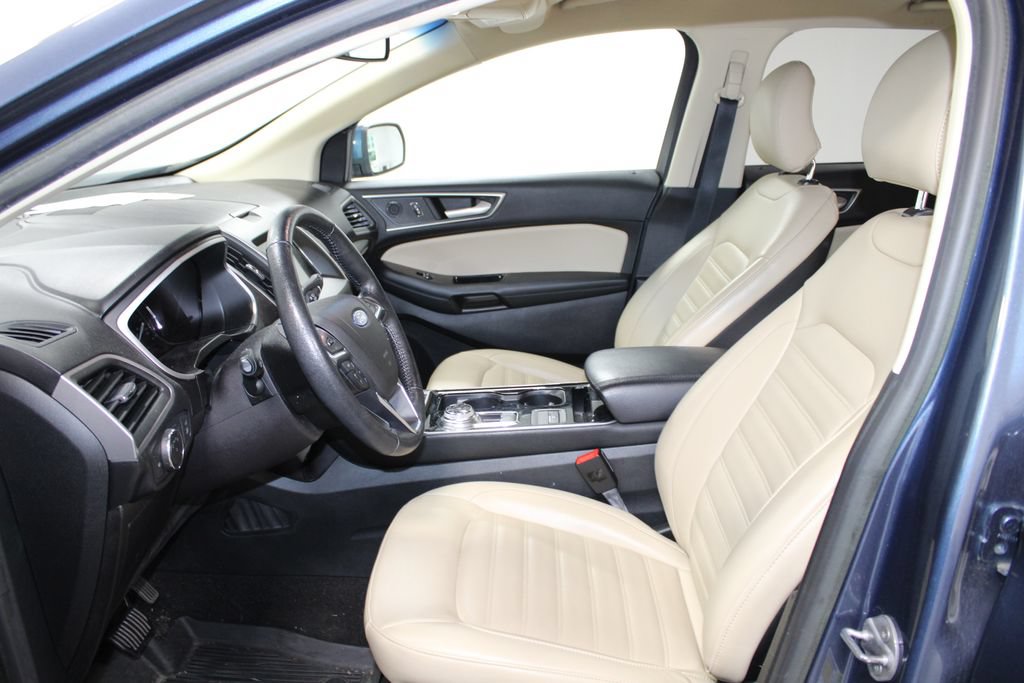 Used 2019 Ford Edge SEL w/ Equipment Group 201A FWD image 17