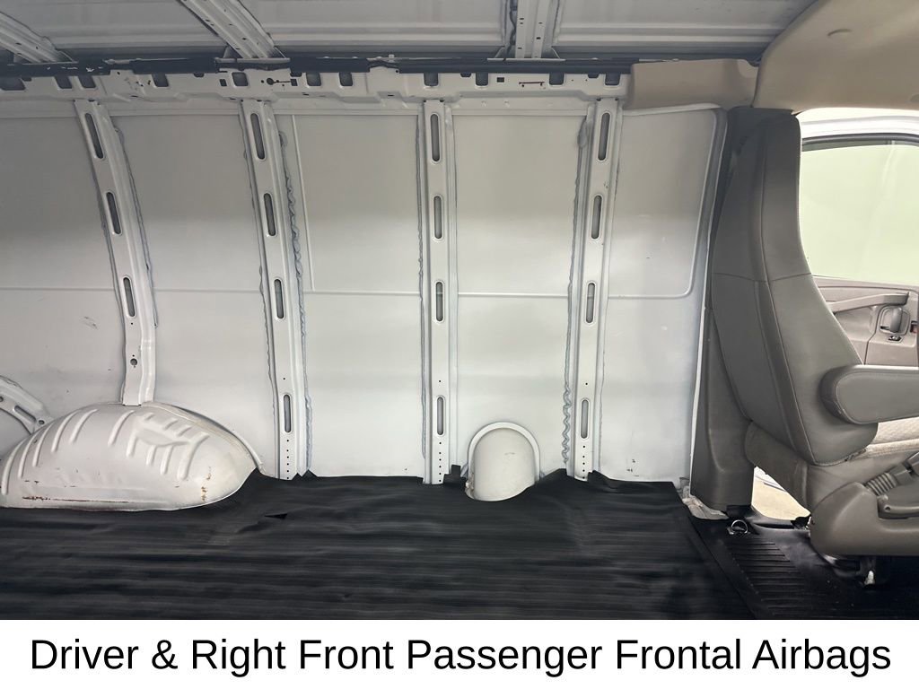 Used 2017 Chevrolet Express 2500 image 24