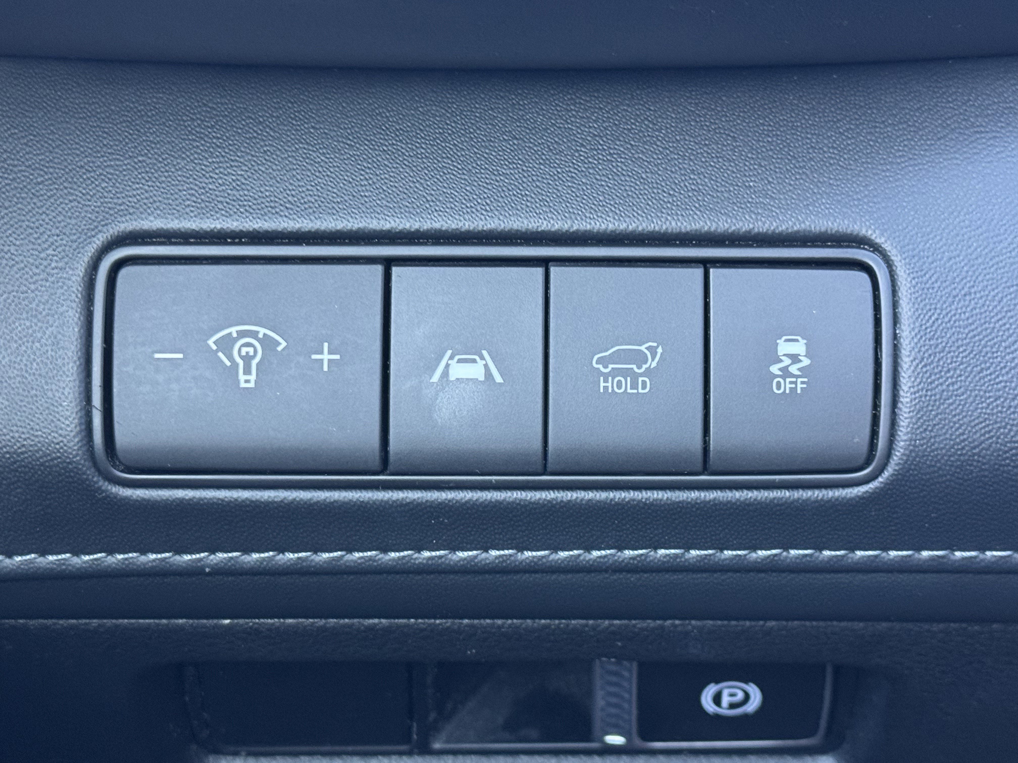 Used 2022 Hyundai Santa Fe SEL w/ Convenience + Premium Package image 23