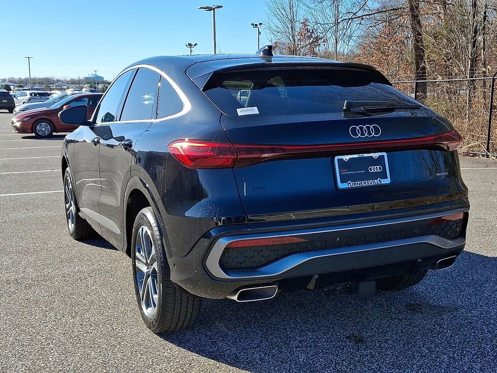 Certified 2025 Audi Q5 Premium Plus image 4