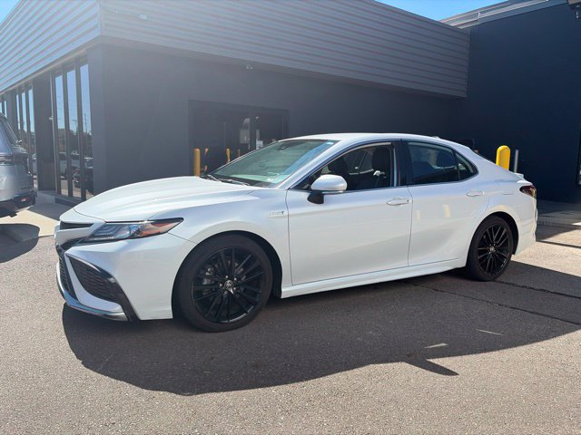 Used 2021 Toyota Camry XSE w/ Cold Weather Package FWD image 5