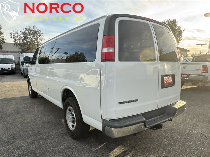 Used 2020 Chevrolet Express 3500 LT w/ LT Preferred Equipment Group RWD image 9