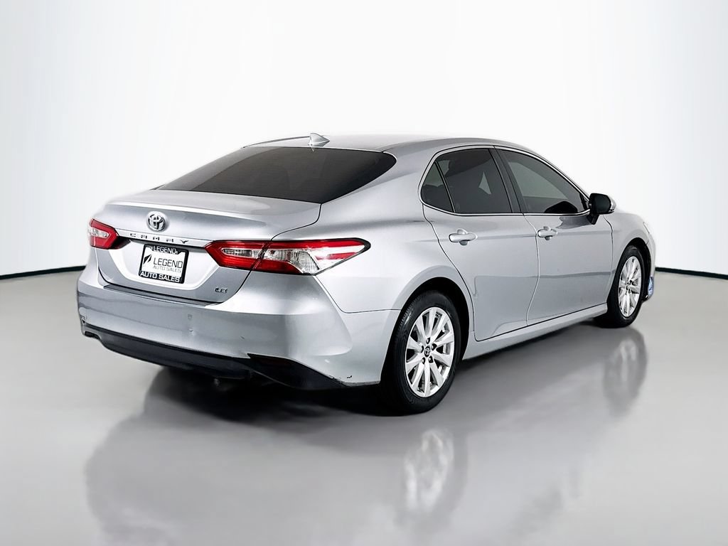Used 2019 Toyota Camry LE w/ Convenience Package FWD image 4