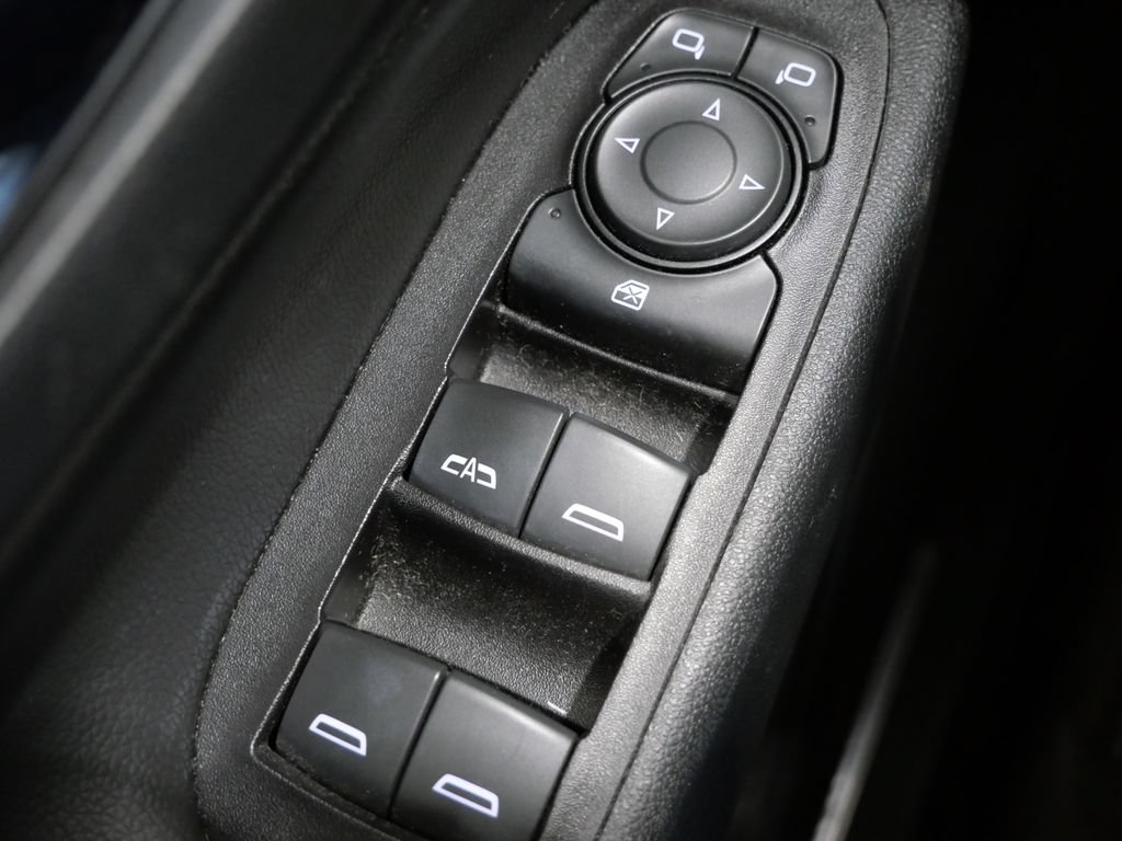 Used 2019 Chevrolet Equinox Premier AWD/4WD image 12